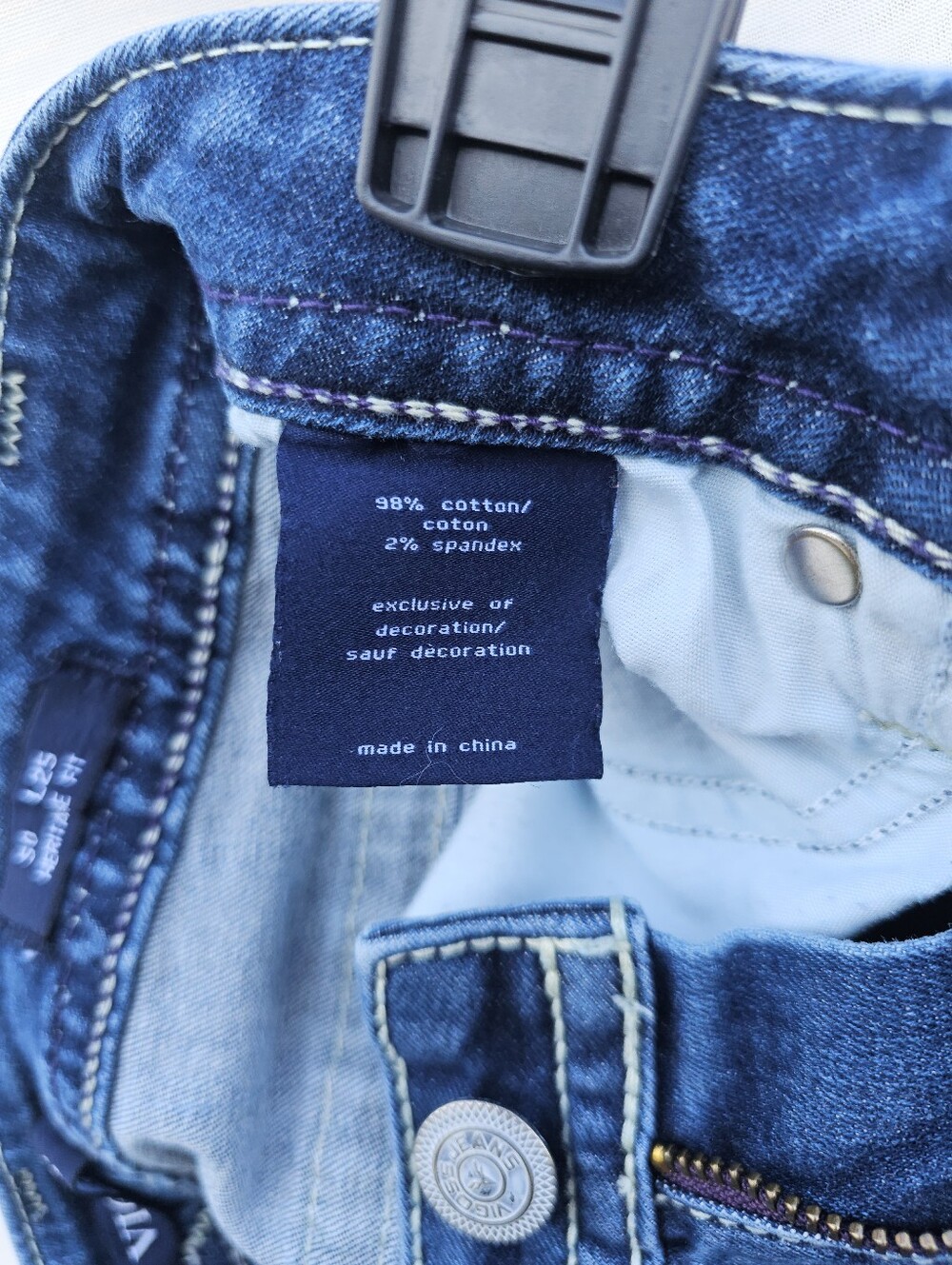 Vigoss Heritage Fit Capri Jeans Size 0 (25" Waist) Dark Wash Thick Stitching - Picture 15 of 15